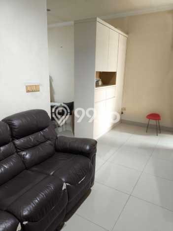 Disewakan! Rumah 3 Kamar Tidur &
3 Kamar Mandi di Green Lake City, Jakarta Barat Disewakan! Rumah 3 Kamar Tidur &
3 Kamar Mandi di Green Lake City, Jakarta Barat