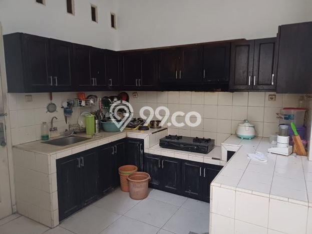 Jual Rumah Mewah Elegan Dengan View Cantik di Joglo, Jakarta Barat Jual Rumah Mewah Elegan Dengan View Cantik di Joglo, Jakarta Barat