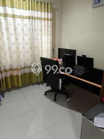 Disewakan! Rumah 3 Kamar Tidur &
3 Kamar Mandi di Green Lake City, Jakarta Barat Disewakan! Rumah 3 Kamar Tidur &
3 Kamar Mandi di Green Lake City, Jakarta Barat