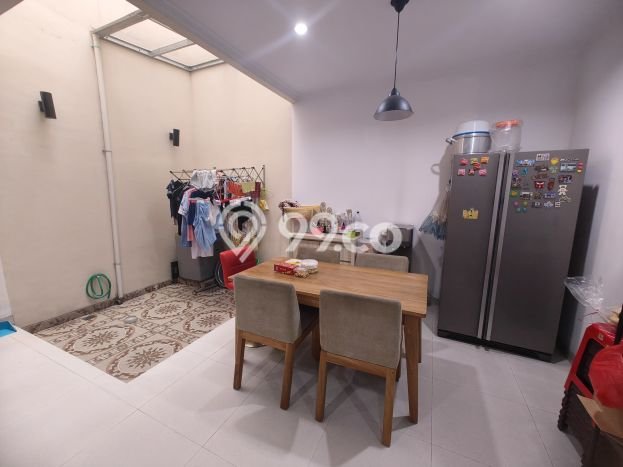 Dijual Hunian Rumah Terawat 4 Kamar di Sektor 7C-Gading Serpong, Tangerang Dijual Hunian Rumah Terawat 4 Kamar di Sektor 7C-Gading Serpong, Tangerang