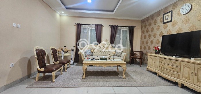 Dijual Rumah Mewah Elegan Dengan View Cantik di Gading Serpong, Tangerang Dijual Rumah Mewah Elegan Dengan View Cantik di Gading Serpong, Tangerang