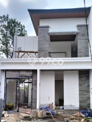 Dijual Hunian Rumah Nyaman 4 Kamar di Graha Raya, Tangerang Selatan Dijual Hunian Rumah Nyaman 4 Kamar di Graha Raya, Tangerang Selatan