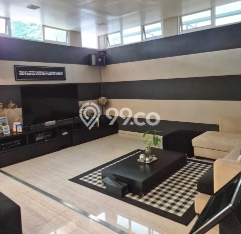 Jual Rumah Mewah Megah Dengan View Eksklusif di Sektor 9-Bintaro, Tangerang Selatan Jual Rumah Mewah Megah Dengan View Eksklusif di Sektor 9-Bintaro, Tangerang Selatan