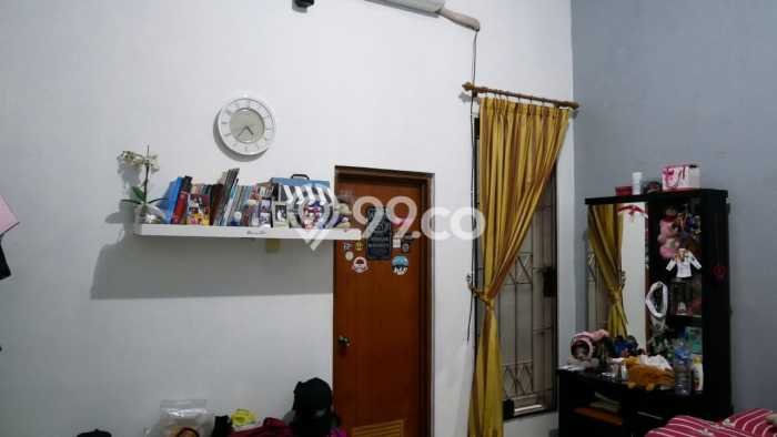 Dijual Rumah Luas Elegan Dengan View Cantik di Pondok Kelapa, Jakarta Timur Dijual Rumah Luas Elegan Dengan View Cantik di Pondok Kelapa, Jakarta Timur