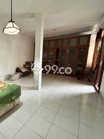 Siap Huni Hunian Elit 5 Kamar di Duren Sawit Dekat ke Mana Saja Siap Huni Hunian Elit 5 Kamar di Duren Sawit Dekat ke Mana Saja
