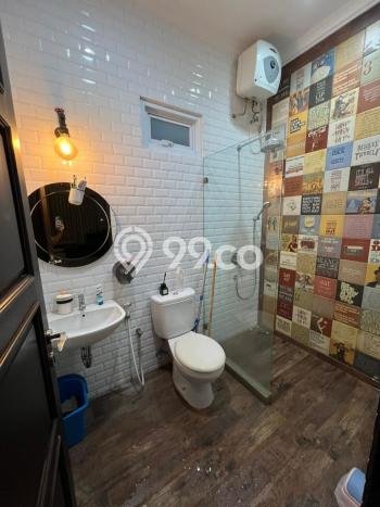 Dijual Rumah Luas Elegan Dengan View Eksklusif di Pulomas, Jakarta Timur Dijual Rumah Luas Elegan Dengan View Eksklusif di Pulomas, Jakarta Timur