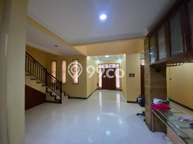 Jual Rumah Eksklusif 4 KT di Pondok Bambu, Jakarta Timur Jual Rumah Eksklusif 4 KT di Pondok Bambu, Jakarta Timur