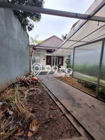 LOKASI PREMIUM! Komersial Kawasan Bandung Wetan, Luas 180m², Area Niaga LOKASI PREMIUM! Komersial Kawasan Bandung Wetan, Luas 180m², Area Niaga