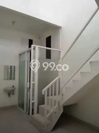 Rumah LT 102m² di Buah Batu, Bandung - Lokasi Strategis Rumah LT 102m² di Buah Batu, Bandung - Lokasi Strategis