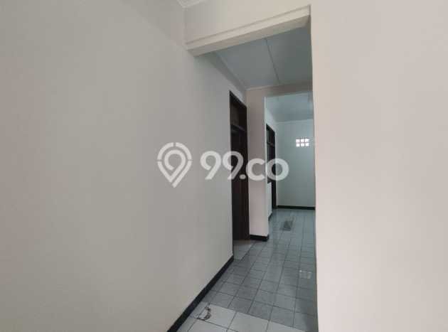 Rumah di Taman Kopo Indah, 2 KM, Lingkungan Elite, Luas 140m² Bangunan 150m² Rumah di Taman Kopo Indah, 2 KM, Lingkungan Elite, Luas 140m² Bangunan 150m²