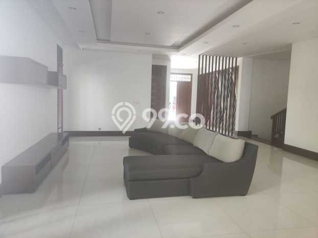 Disewakan! Rumah 4 Kamar Tidur &
3 Kamar Mandi di Kota Baru Parahyangan, Bandung Disewakan! Rumah 4 Kamar Tidur &
3 Kamar Mandi di Kota Baru Parahyangan, Bandung