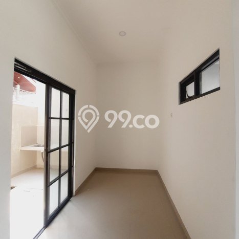 Jual Rumah Strategis Bagus Punya 2 KT di Setu Tangerang Selatan SHM Jual Rumah Strategis Bagus Punya 2 KT di Setu Tangerang Selatan SHM