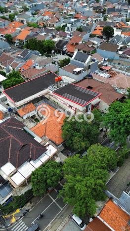 Siap Huni Rumah Mewah 6 Kamar di Tebet Dekat ke Mana Pun Siap Huni Rumah Mewah 6 Kamar di Tebet Dekat ke Mana Pun