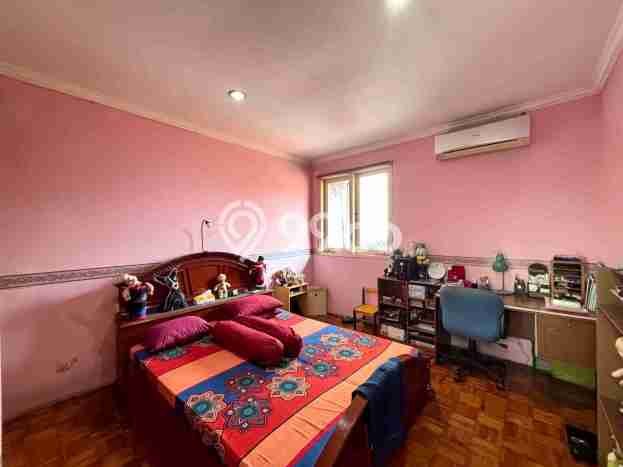 Rumah Strategis Minimalis Lb 100m2 di Tebet, Jakarta Selatan Rumah Strategis Minimalis Lb 100m2 di Tebet, Jakarta Selatan