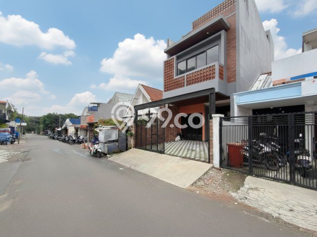 Siap Huni Rumah Mewah 4 Kamar di Tebet Dekat ke Mana Saja Siap Huni Rumah Mewah 4 Kamar di Tebet Dekat ke Mana Saja