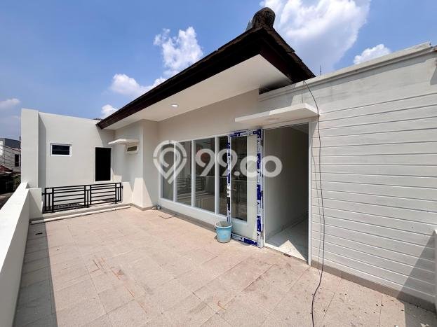 Siap Huni Rumah Mewah 5 Kamar di Tebet Dekat ke Mana Saja Siap Huni Rumah Mewah 5 Kamar di Tebet Dekat ke Mana Saja