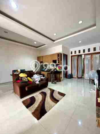 For Sale Rumah Elit Exclusive di Tebet, Jakarta Selatan For Sale Rumah Elit Exclusive di Tebet, Jakarta Selatan