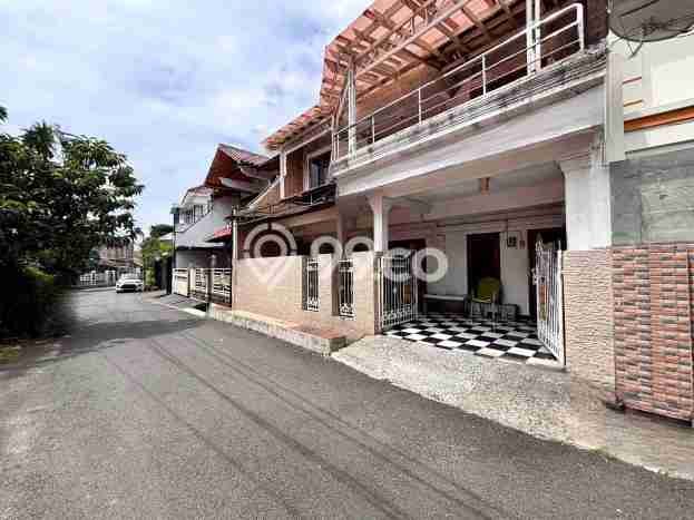 Dijual Rumah Premium dengan Fasilitas Sekitar Komplit di Tebet, Jakarta Selatan Dijual Rumah Premium dengan Fasilitas Sekitar Komplit di Tebet, Jakarta Selatan
