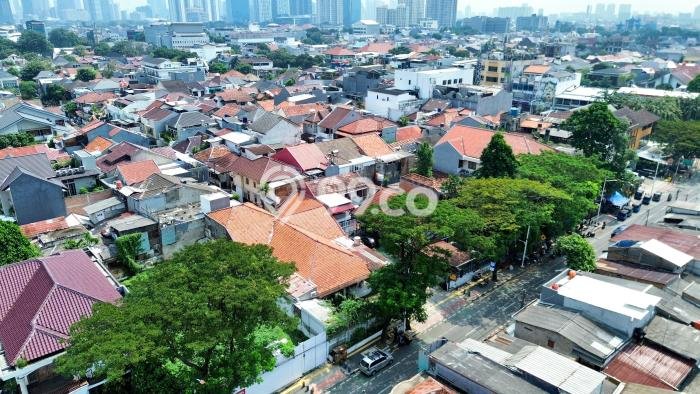 Hot Offer Hunian Premium Ideal dan Luas di Tebet, Jakarta Selatan Hot Offer Hunian Premium Ideal dan Luas di Tebet, Jakarta Selatan