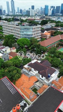 Siap Huni Rumah Mewah 6 Kamar di Tebet Dekat ke Mana Pun Siap Huni Rumah Mewah 6 Kamar di Tebet Dekat ke Mana Pun