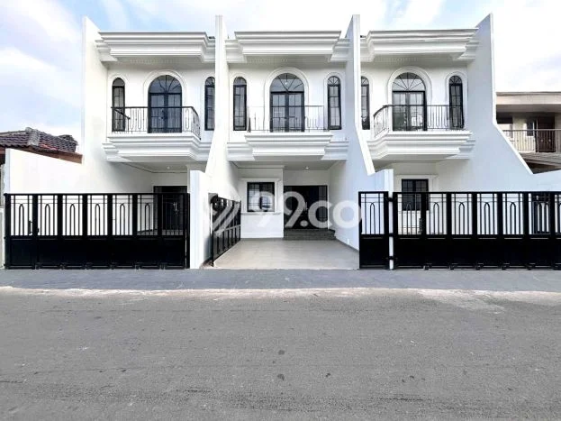 Rumah Minimalis 3 Kamar LT 100m2 di Cawang Rumah Minimalis 3 Kamar LT 100m2 di Cawang