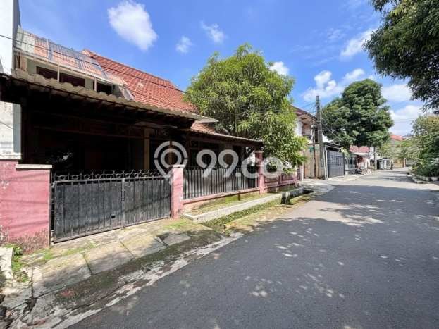 Hunian Mewah Dijual LT 196m2 di Tebet, Jakarta Selatan Hunian Mewah Dijual LT 196m2 di Tebet, Jakarta Selatan