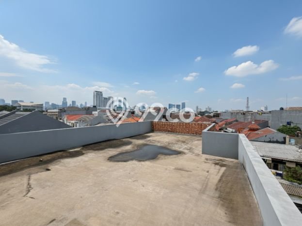 Siap Huni Rumah Mewah 4 Kamar di Tebet Dekat ke Mana Saja Siap Huni Rumah Mewah 4 Kamar di Tebet Dekat ke Mana Saja