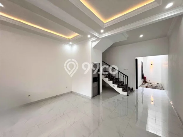 Rumah Minimalis 3 Kamar LT 100m2 di Cawang Rumah Minimalis 3 Kamar LT 100m2 di Cawang