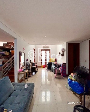 Siap Huni Hunian Elit 4 Kamar di Tebet Dekat ke Mana Saja Siap Huni Hunian Elit 4 Kamar di Tebet Dekat ke Mana Saja