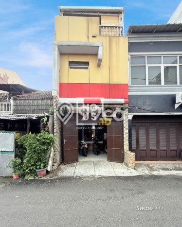 Rumah Kost untuk Dijual di Tebet dengan 8 KT, 2 KM, Luas 100m2 Rumah Kost untuk Dijual di Tebet dengan 8 KT, 2 KM, Luas 100m2
