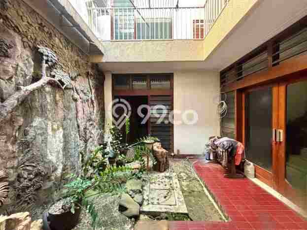 Rumah Mewah Dijual LT 273m2 di Tebet, Jakarta Selatan Rumah Mewah Dijual LT 273m2 di Tebet, Jakarta Selatan