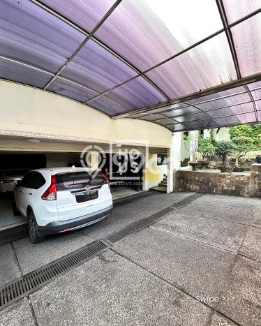 Dijual Rumah Premium dengan Fasilitas Sekitar Lengkap di Tebet, Jakarta Selatan Dijual Rumah Premium dengan Fasilitas Sekitar Lengkap di Tebet, Jakarta Selatan