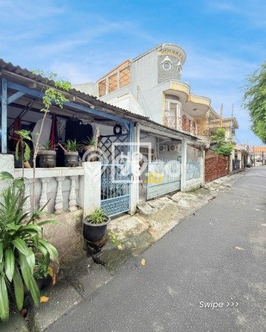 Siap Huni Hunian Elit 6 Kamar di Tebet Dekat ke Mana Pun Siap Huni Hunian Elit 6 Kamar di Tebet Dekat ke Mana Pun