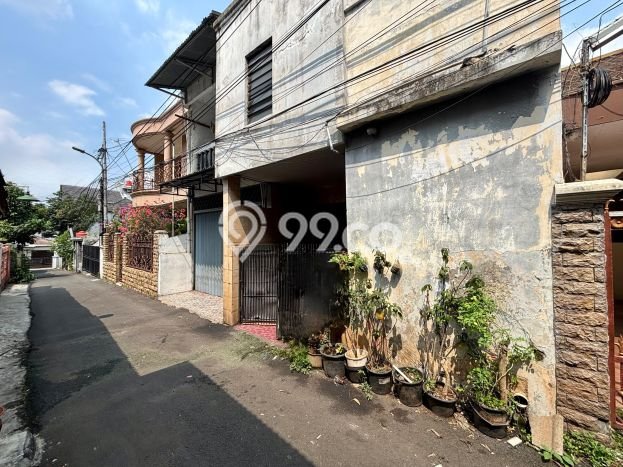 Rumah Modern Cantik 3 KT Siap Huni di Tebet Rumah Modern Cantik 3 KT Siap Huni di Tebet