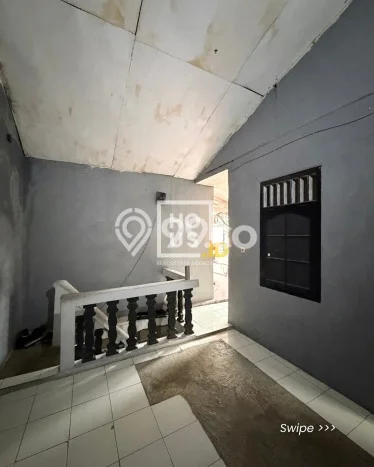 Jual Rumah Strategis Bagus Punya 4 KT di Tebet Jakarta Selatan SHM Jual Rumah Strategis Bagus Punya 4 KT di Tebet Jakarta Selatan SHM