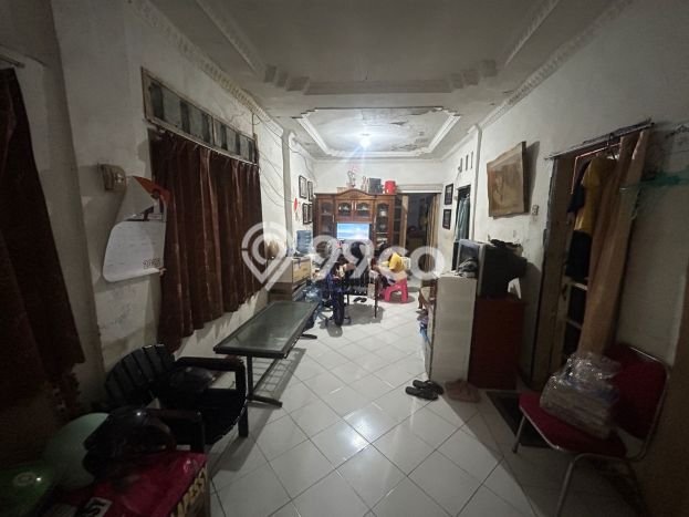 Siap Huni Hunian Elit 4 Kamar di Tebet Dekat ke Mana Saja Siap Huni Hunian Elit 4 Kamar di Tebet Dekat ke Mana Saja