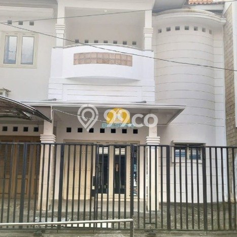 Rumah Cantik Siap Pakai Di Semarang Tengah Luas 180m2 Aman Rumah Cantik Siap Pakai Di Semarang Tengah Luas 180m2 Aman