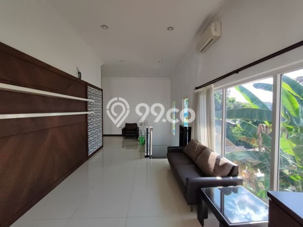 Lokasi strategis! Rumah siap huni disewakan di Candisari LB 200m2 Lokasi strategis! Rumah siap huni disewakan di Candisari LB 200m2