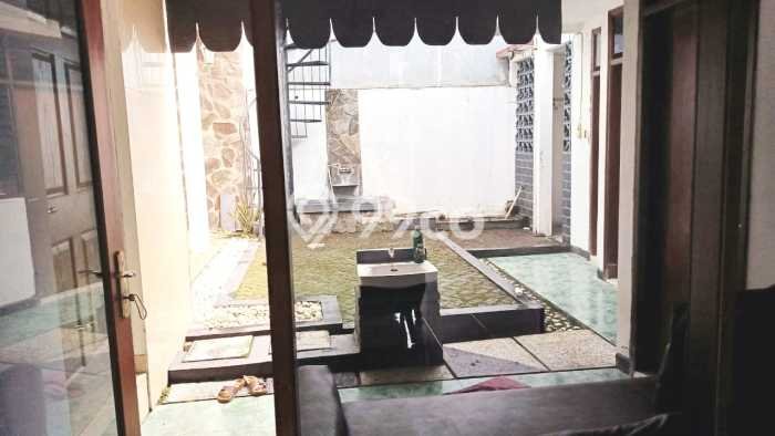 Lokasi terbaik! Rumah siap huni dikontrakkan di Tembalang LB 175m2 Lokasi terbaik! Rumah siap huni dikontrakkan di Tembalang LB 175m2