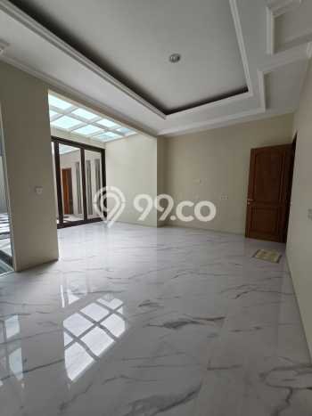 For Sale Rumah Elit Exclusive di Tembalang, Semarang For Sale Rumah Elit Exclusive di Tembalang, Semarang