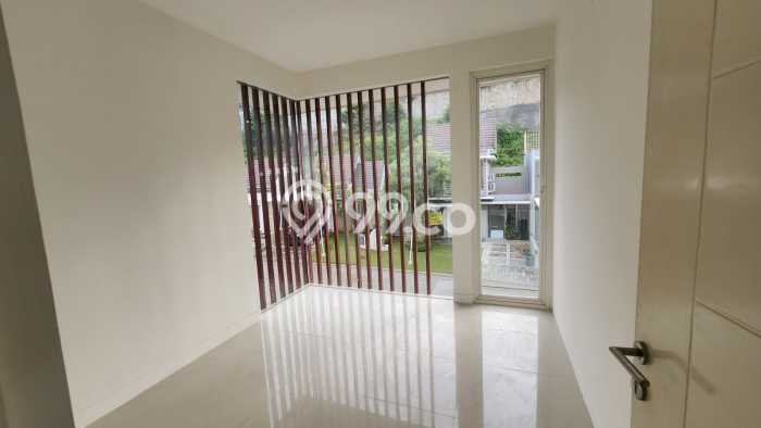 Rumah Luxury Modern Tanpa Renovasi di Citragrand Semarang Rumah Luxury Modern Tanpa Renovasi di Citragrand Semarang