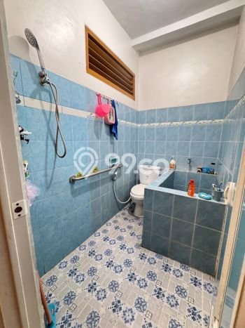 HARGA SPESIAL! Rumah Premium di Semarang Barat, Semarang, Luas 120m2m² Bangunan 210m2m² BISA KPR! HARGA SPESIAL! Rumah Premium di Semarang Barat, Semarang, Luas 120m2m² Bangunan 210m2m² BISA KPR!