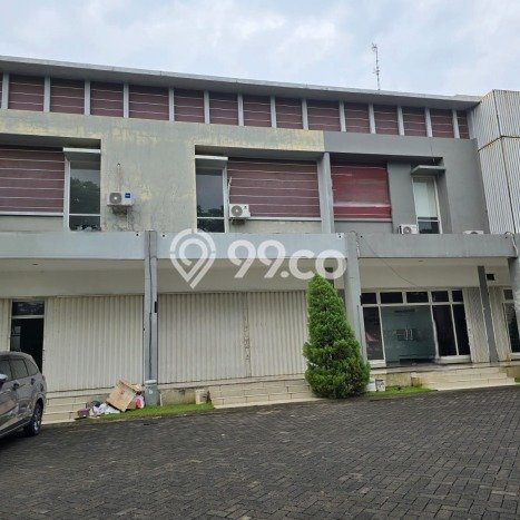 Ruko Disewa di Semarang dengan LB 184m2 Area Komersial Ramai Ruko Disewa di Semarang dengan LB 184m2 Area Komersial Ramai
