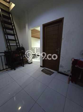 Rumah Modern Minimalis 4 Kamar Bisa Langsung Pindah di Tembalang Rumah Modern Minimalis 4 Kamar Bisa Langsung Pindah di Tembalang