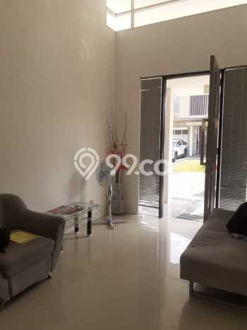 PENAWARAN TERBATAS! Rumah Berkualitas area Tembalang, Luas 135m2m² Bangunan 95m2m² PENAWARAN TERBATAS! Rumah Berkualitas area Tembalang, Luas 135m2m² Bangunan 95m2m²