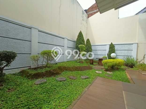 Rumah Elit Modern Tanpa Renovasi di BSB City Semarang Rumah Elit Modern Tanpa Renovasi di BSB City Semarang