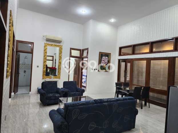 Rumah Modern 4 KT LT 172m2 di Bukit Sari Rumah Modern 4 KT LT 172m2 di Bukit Sari