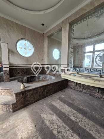 Hunian Eksklusif Siap Huni LT 1042m2 di Semarang Barat, Semarang Hunian Eksklusif Siap Huni LT 1042m2 di Semarang Barat, Semarang