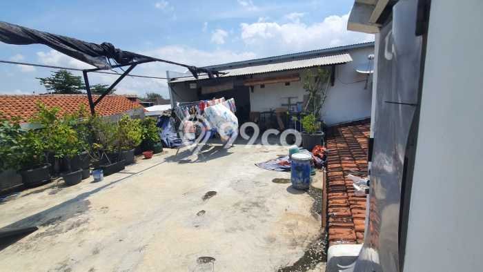 HARGA SPESIAL! Rumah Premium di Semarang Barat, Semarang, Luas 120m2m² Bangunan 210m2m² BISA KPR! HARGA SPESIAL! Rumah Premium di Semarang Barat, Semarang, Luas 120m2m² Bangunan 210m2m² BISA KPR!