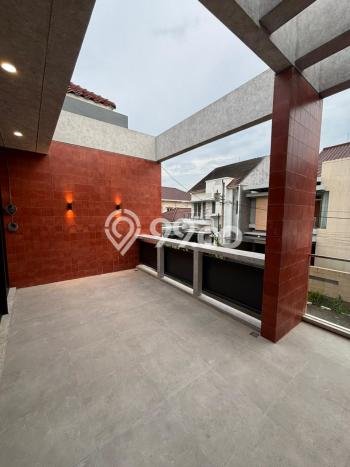 Rumah Mewah Dijual LT 250m2 di Gajah Mungkur, Semarang Rumah Mewah Dijual LT 250m2 di Gajah Mungkur, Semarang